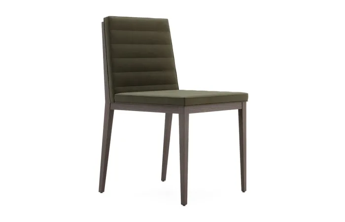 Essential chair 2