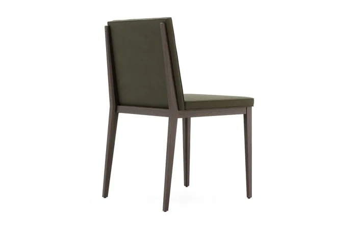 Essential chair 4