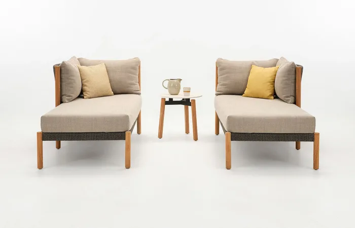 Lento Modular Chaise Lounge with Coffee Table