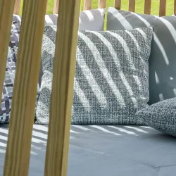 Hut Lounge Bed LS4